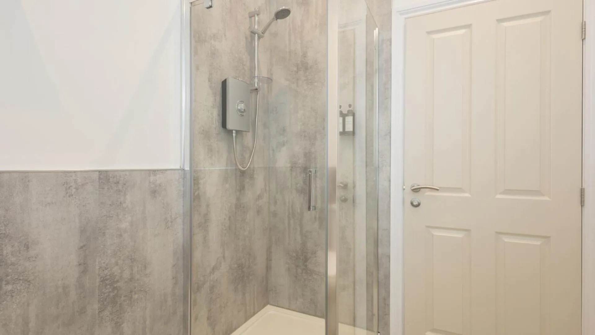 Apartment 3, King'S Court سكرابورو